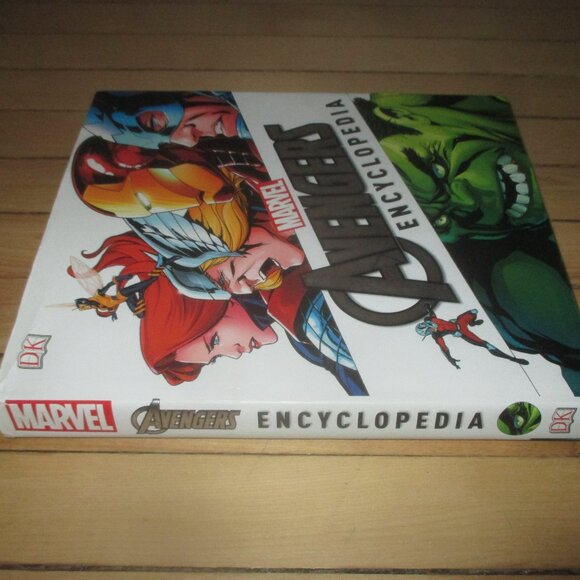 Marvel Avengers Encyclopedia (2016) Marvel Comics Hardcover - Picture 10 of 11